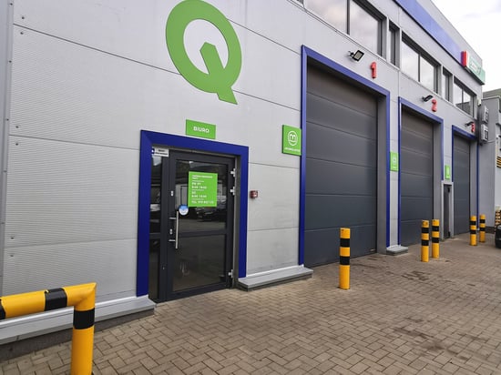 Image of working-mechanics