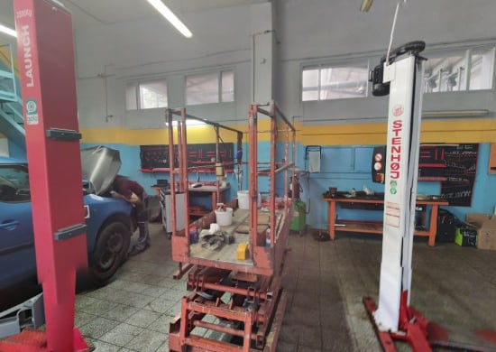 Image of example-cars