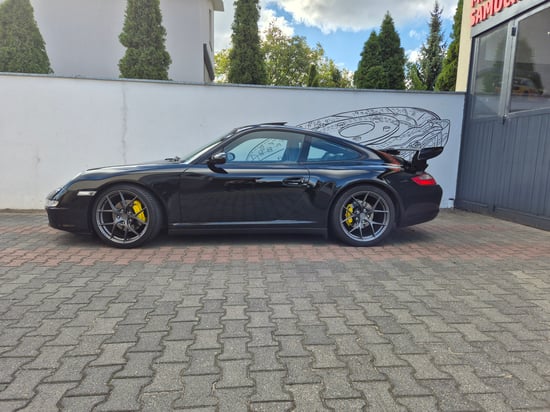 Image of building-exterior-and-surroundings