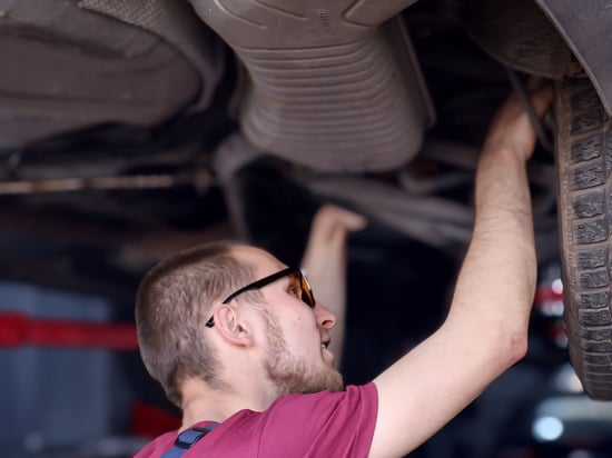 Image of working-mechanics