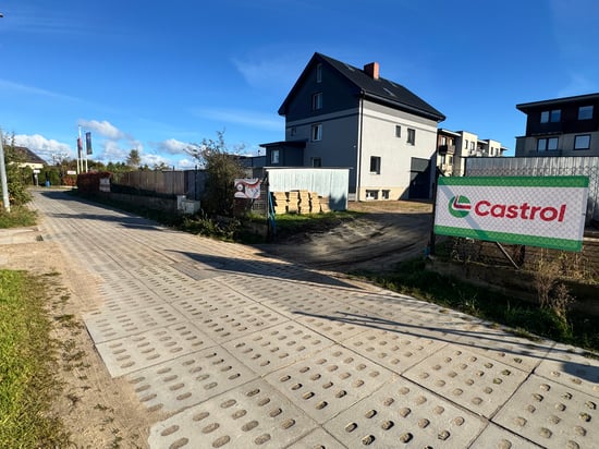 Image of building-exterior-and-surroundings