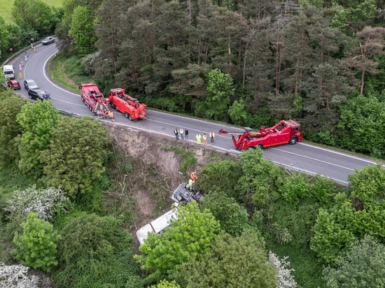 Image of building-exterior-and-surroundings