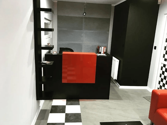 Image of building-exterior-and-surroundings