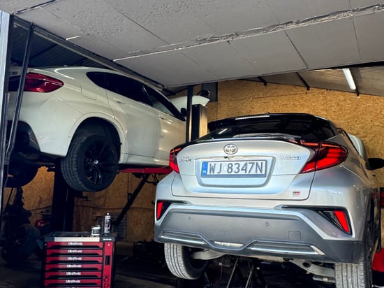 Image of working-mechanics