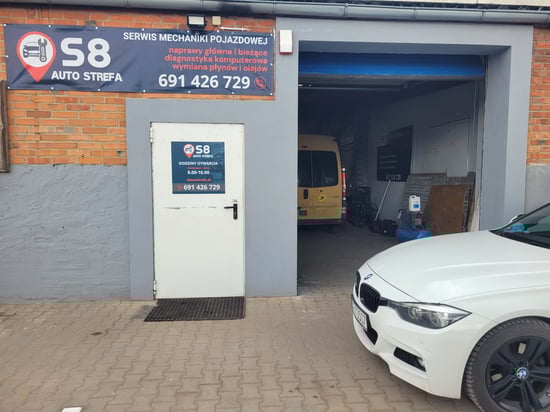 Image of building-exterior-and-surroundings