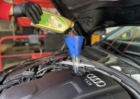 Auto Serwis  WR Naprawy pogwarancyjne. Częstochowa