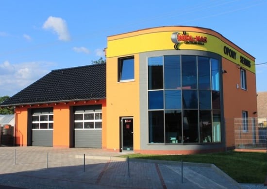 Image of building-exterior-and-surroundings