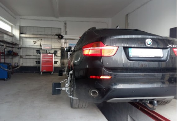 AUTO SERWIS DARIUSZ CHOŁODY — zdjęcie 2