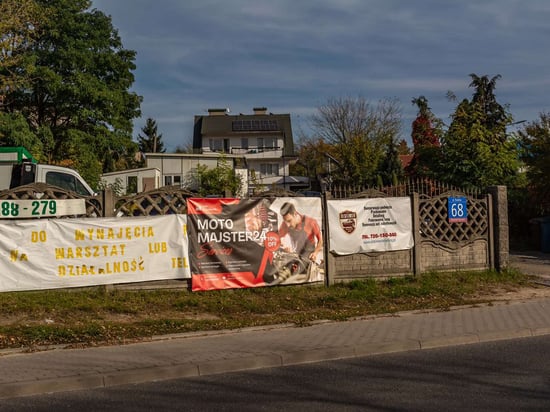 Image of building-exterior-and-surroundings