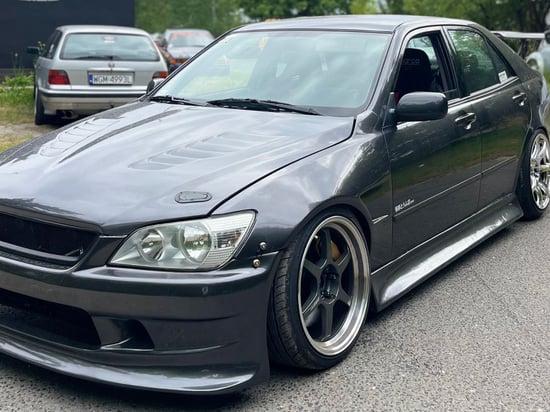 Image of example-cars