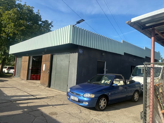 Image of building-exterior-and-surroundings
