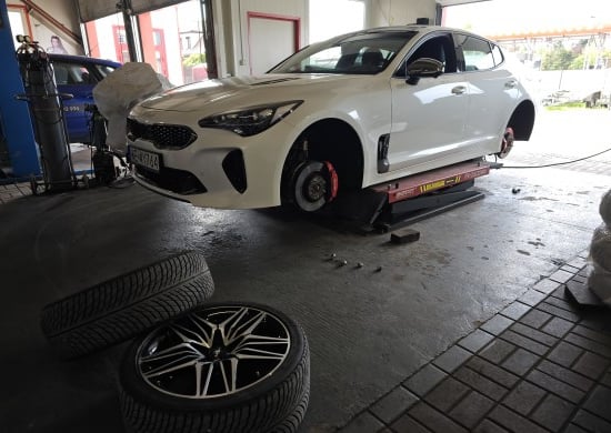 Image of building-exterior-and-surroundings