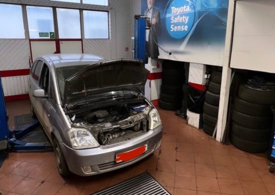 Image of building-exterior-and-surroundings