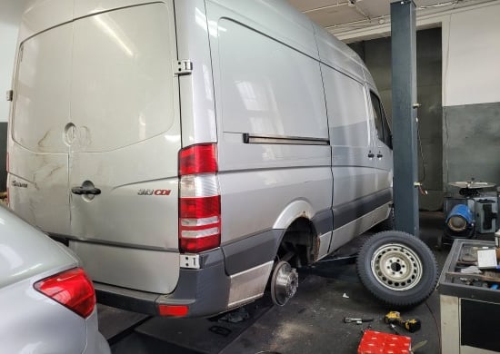 Image of building-exterior-and-surroundings