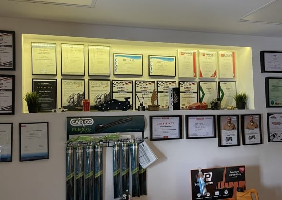 Image of example-cars