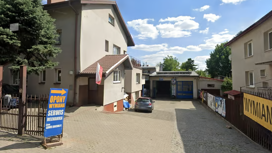 Image of building-exterior-and-surroundings