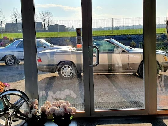 Image of example-cars