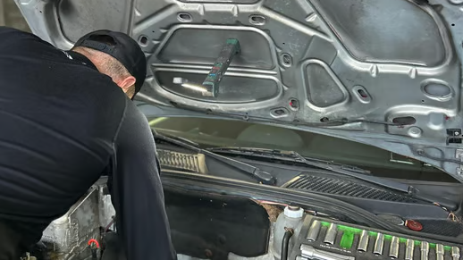 Image of working-mechanics