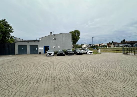 Image of building-exterior-and-surroundings