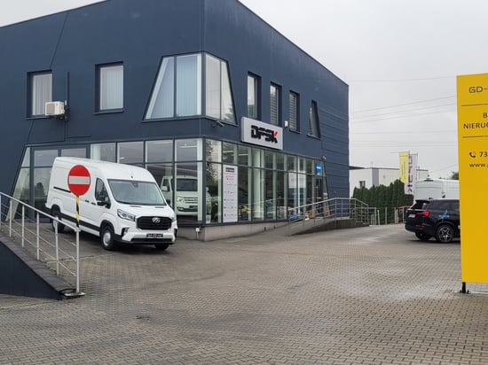 Image of building-exterior-and-surroundings