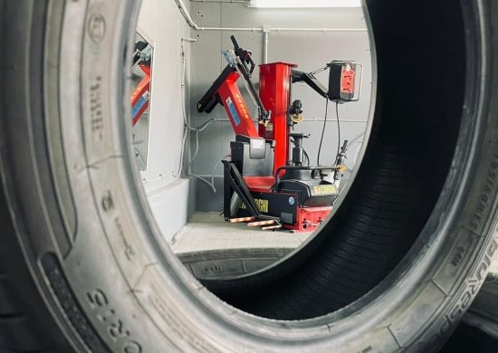 Image of building-exterior-and-surroundings