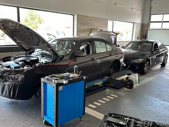 Image of example-cars