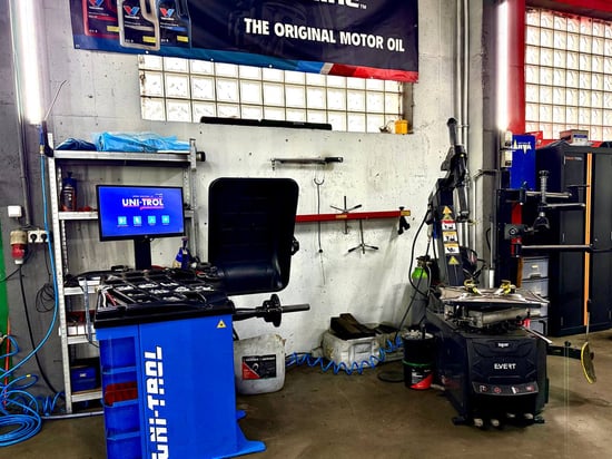 Image of working-mechanics