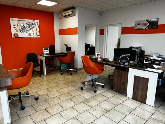 Image of building-exterior-and-surroundings