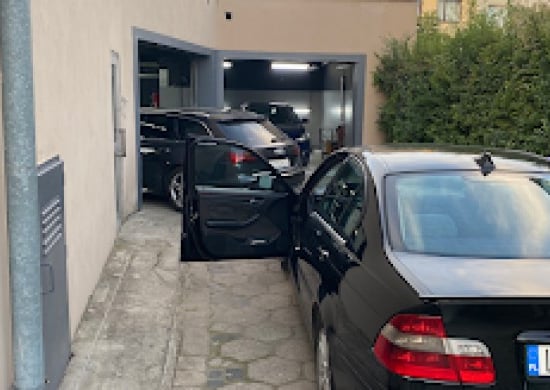 Image of example-cars