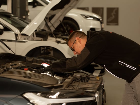 Image of working-mechanics