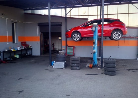 Image of building-exterior-and-surroundings