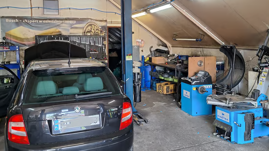 Front Garage — zdjęcie 9
