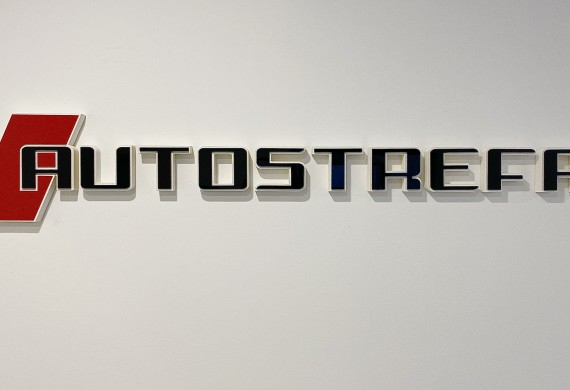 Q-SERVICE AutoStrefa-Szybki-Serwis — zdjęcie 12