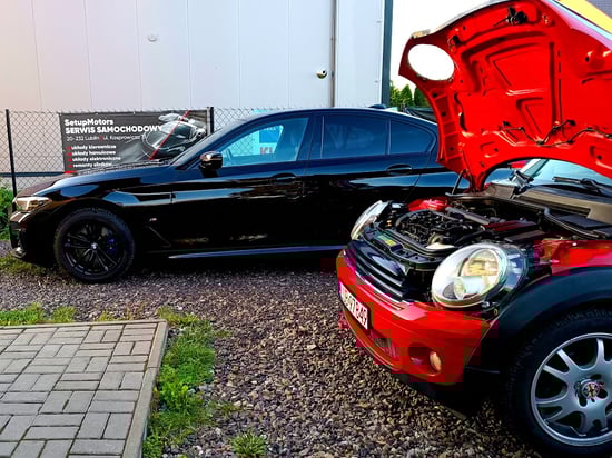 Image of building-exterior-and-surroundings