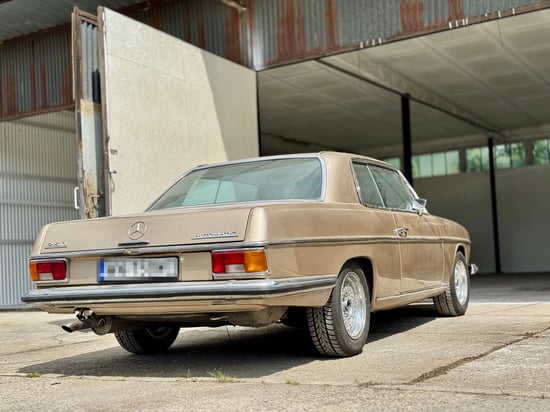 Image of building-exterior-and-surroundings