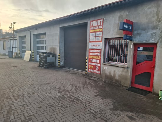 Image of building-exterior-and-surroundings