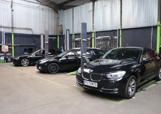 AUTO DWÓR SERWIS Poznań