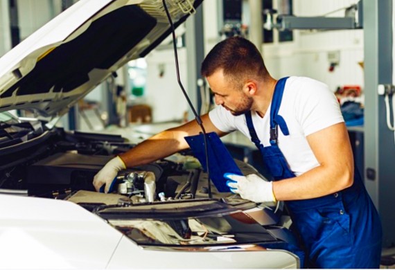 Q-SERVICE AutoStrefa-Szybki-Serwis — zdjęcie 4
