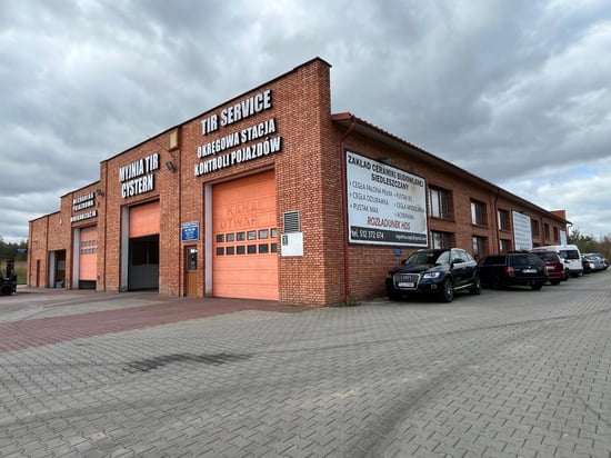 Image of building-exterior-and-surroundings