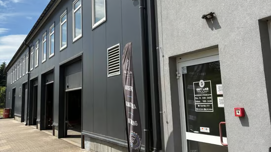 Image of building-exterior-and-surroundings