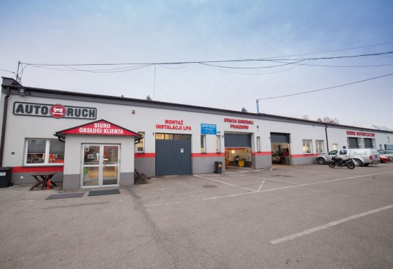 Auto-Ruch serwis i stacja kontroli pojazdów — zdjęcie 1