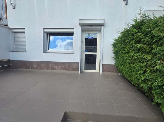 Image of building-exterior-and-surroundings