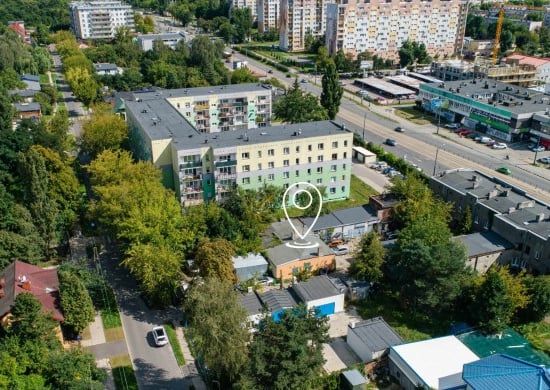 Image of building-exterior-and-surroundings