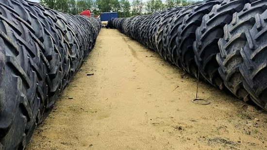 Image of building-exterior-and-surroundings