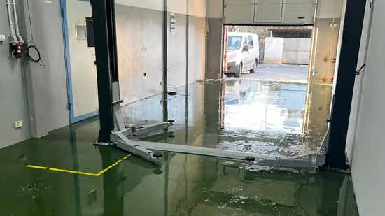 Image of building-exterior-and-surroundings