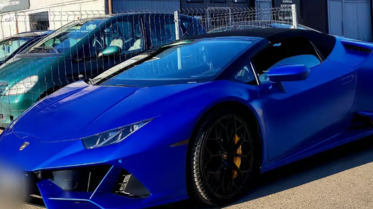 WUHA GARAGE Warszawa