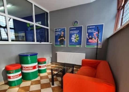 Image of building-exterior-and-surroundings