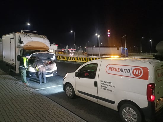 Image of working-mechanics