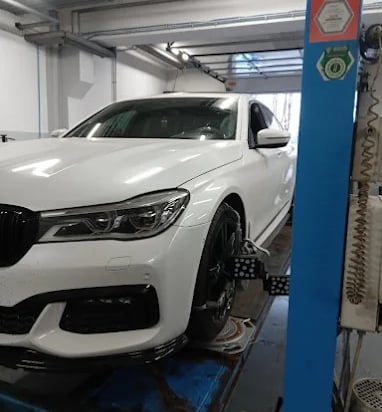 Image of example-cars