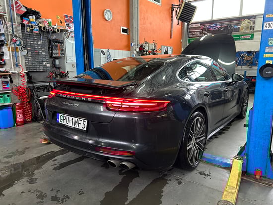 Image of example-cars